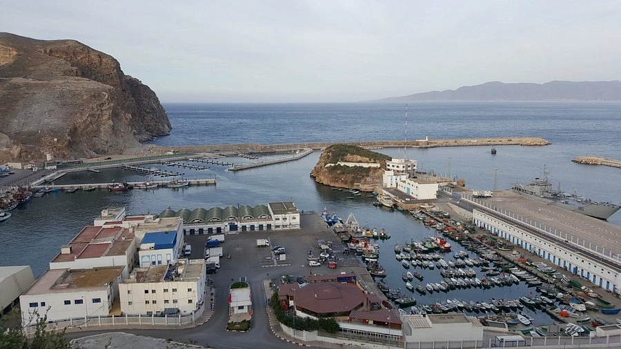 Al Hoceima – færgehavn og rejsemålsguide