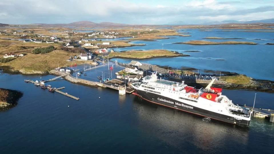 Lochmaddy – færgehavn og rejsemålsguide
