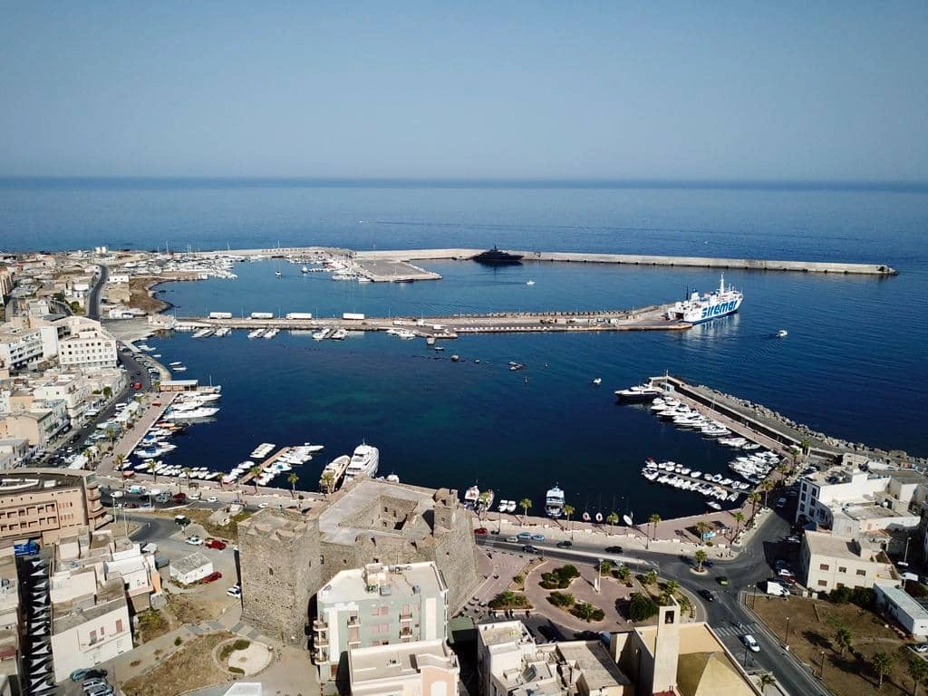 Pantelleria – færgehavn og rejsemålsguide