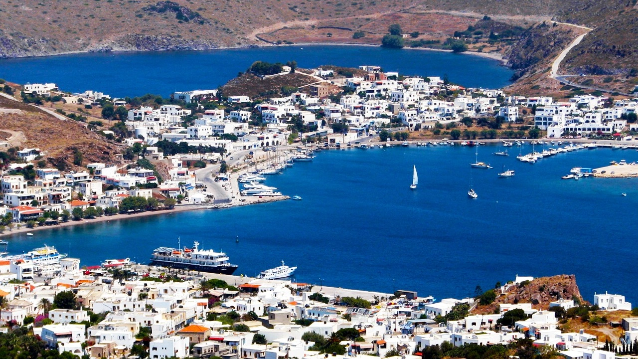 Patmos – færgehavn og rejsemålsguide