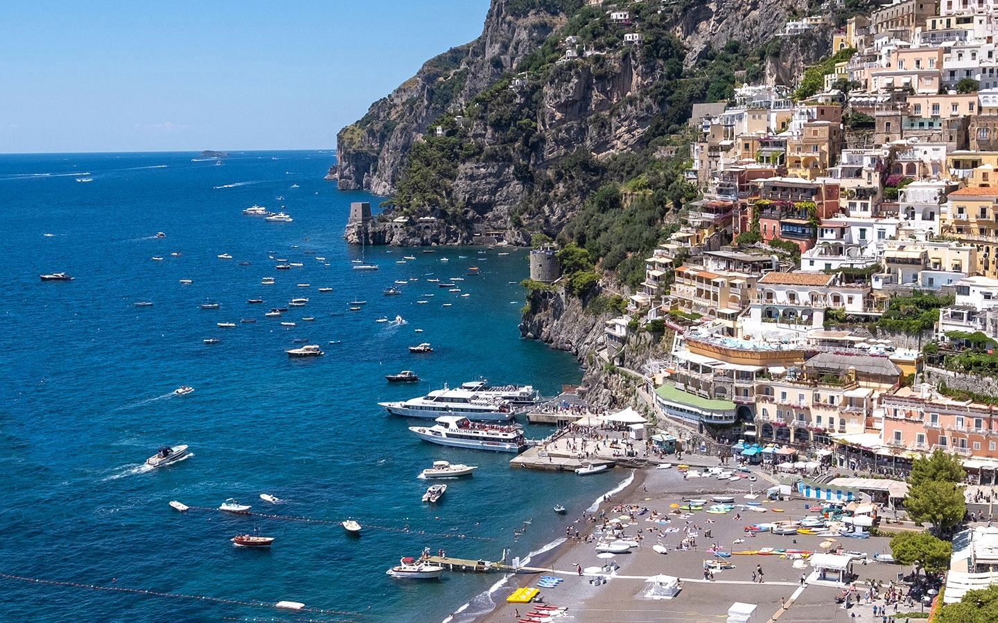 Sorrento – færgehavn og rejsemålsguide