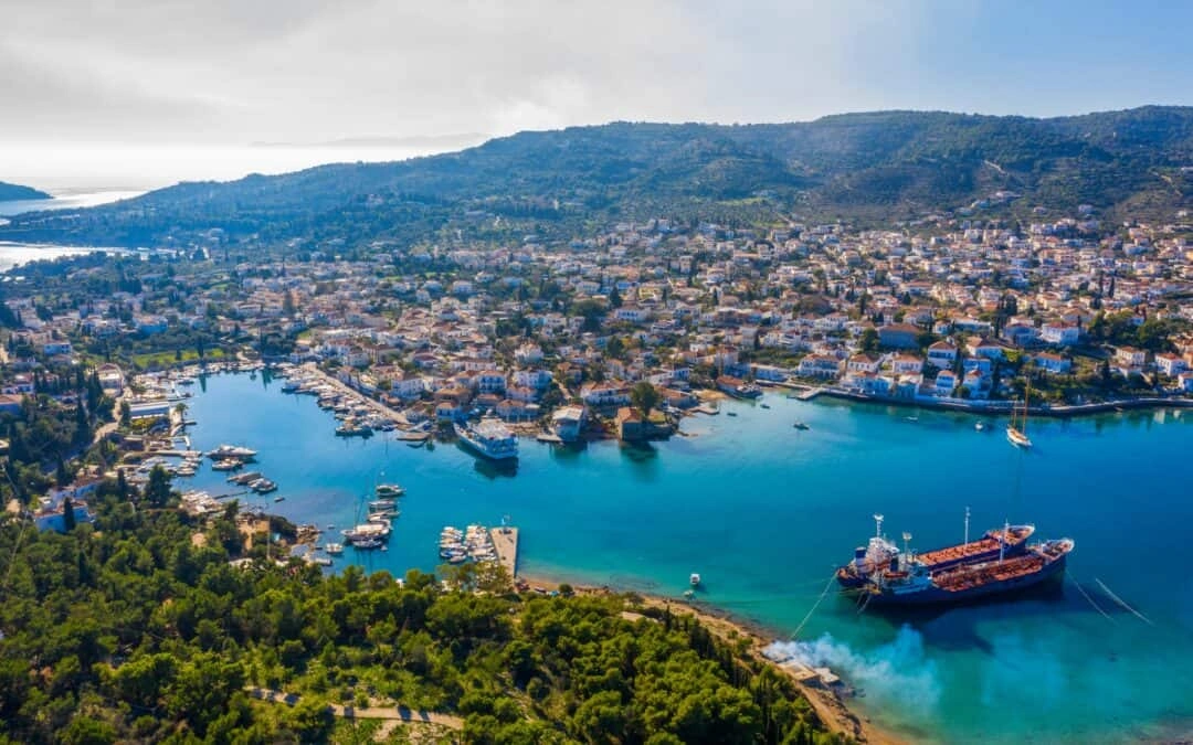 Spetses – færgehavn og rejsemålsguide